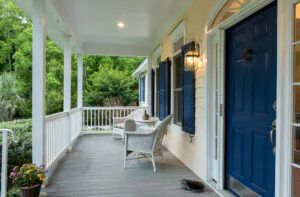 Freshly painted coastal Georgia home exterior by D&D Decorators